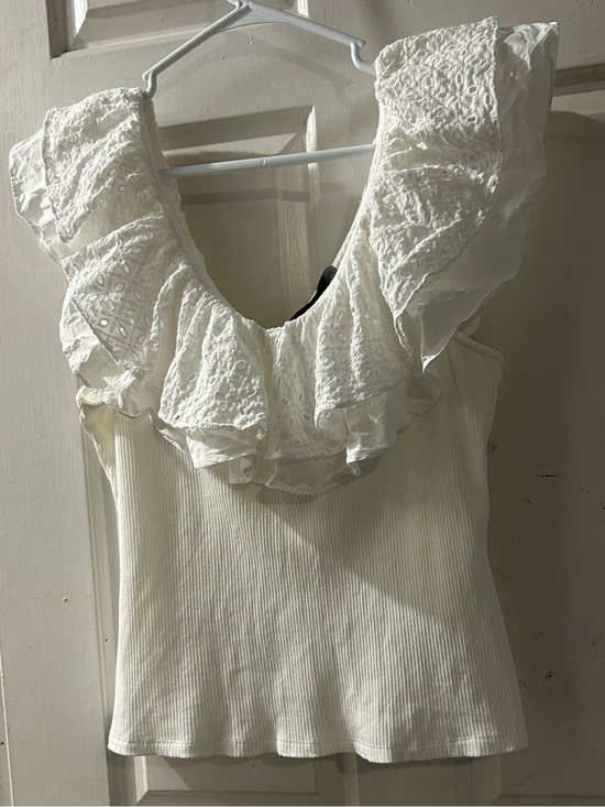 Anthropologie Tops - Anthropologie Cream Ruffled Eyelet Camisole